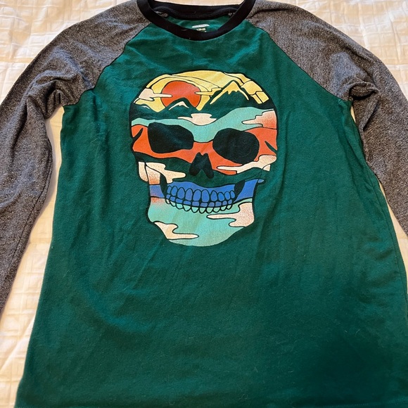 Old Navy Boys Long sleeve shirts 10-12 (2 pack) - Picture 6 of 8